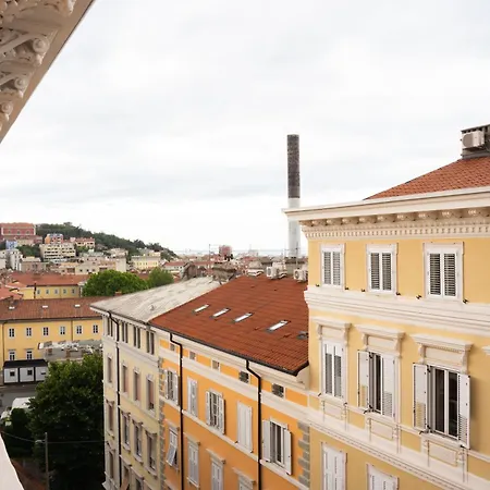 Enjoy In The Center Trieste