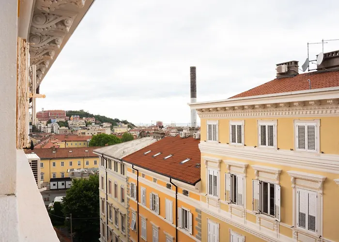 Enjoy In The Center Trieste