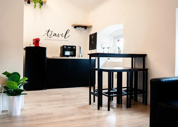 Enjoy In The Center Apartment